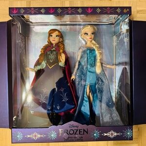 Disney - Frozen Elsa and Anna, 10th Anniversary Limited Edition Set, NRFB